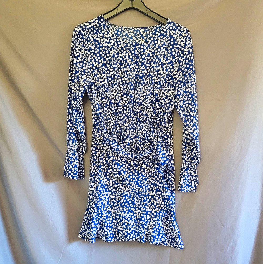 Blue White Floral Wrap Dress Tie Waist Ruffle Hem Long Sleeve Women's Medium